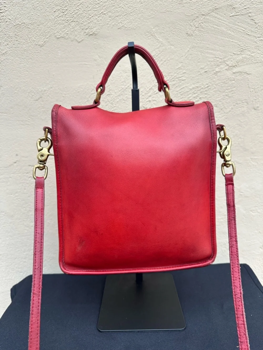 🌶️Vintage Red Coach Station Bag 5130🌶️ - Picture 2 of 11